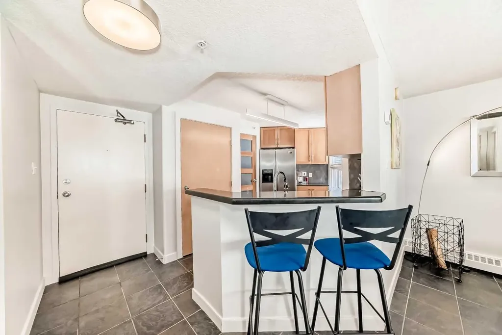 626 15 Avenue SW Calgary AB T2R 0R5