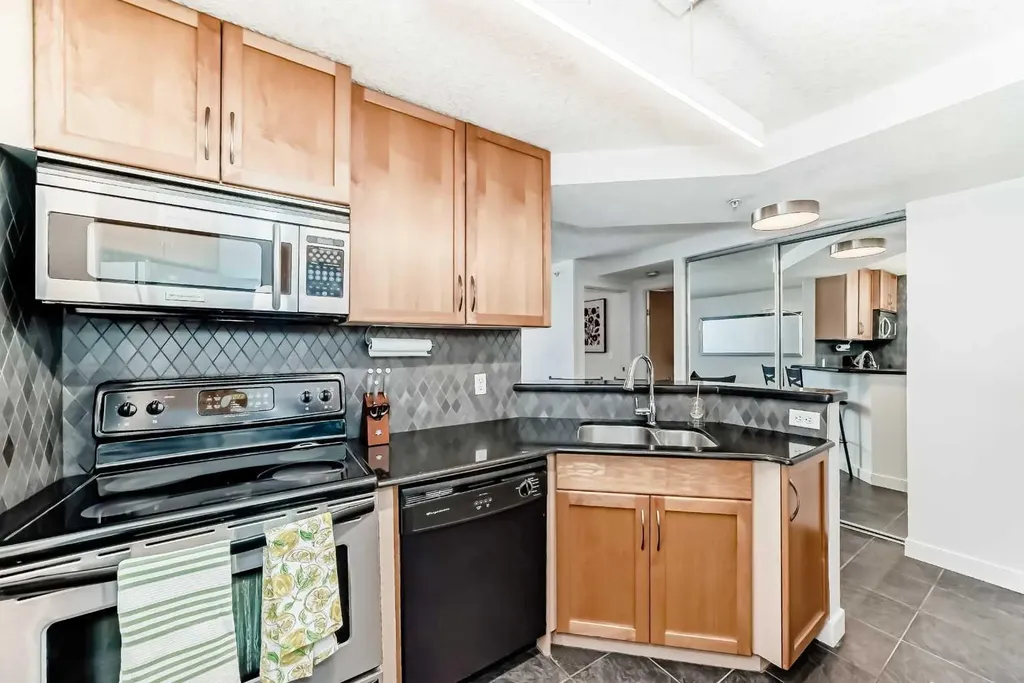 626 15 Avenue SW Calgary AB T2R 0R5