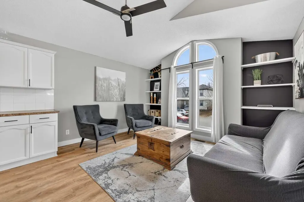 189 Copperfield Gardens SE Calgary AB T2Z4C2
