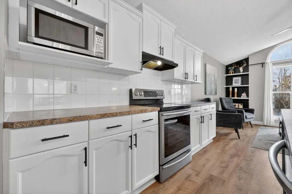 189 Copperfield Gardens SE Calgary AB T2Z4C2
