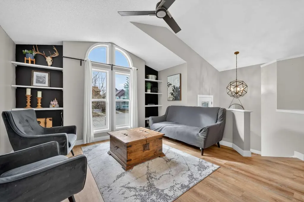 189 Copperfield Gardens SE Calgary AB T2Z4C2