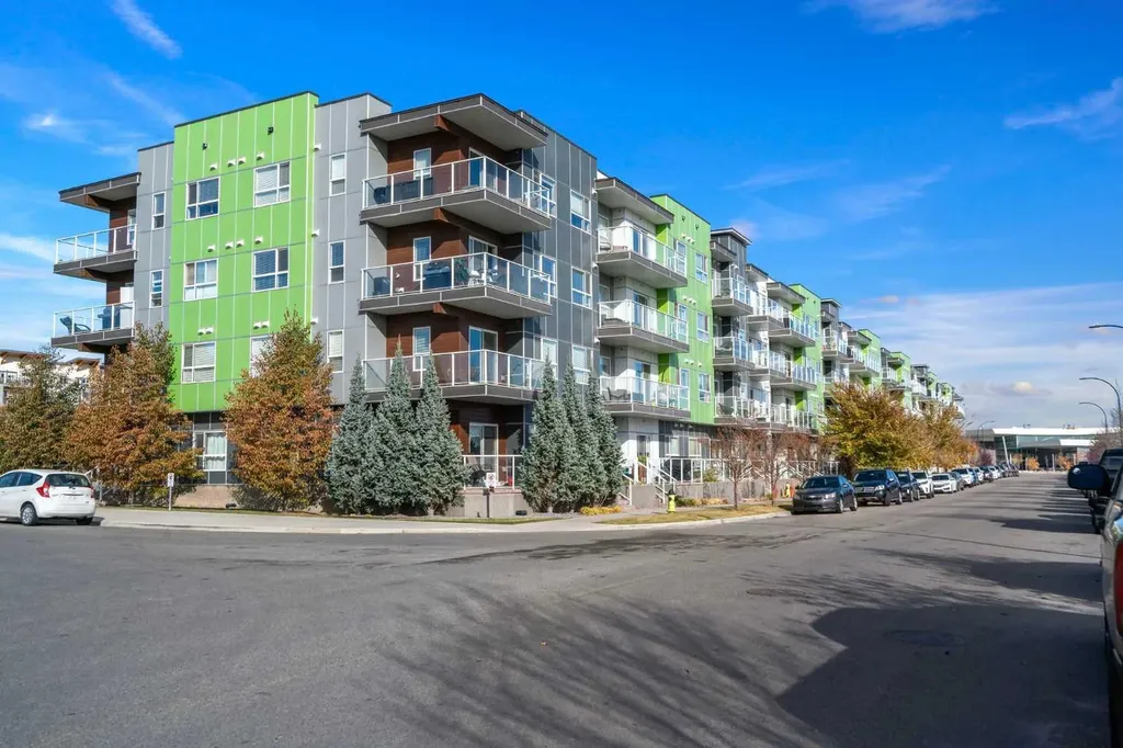 20 Seton Park SE Calgary AB T3M 2V4
