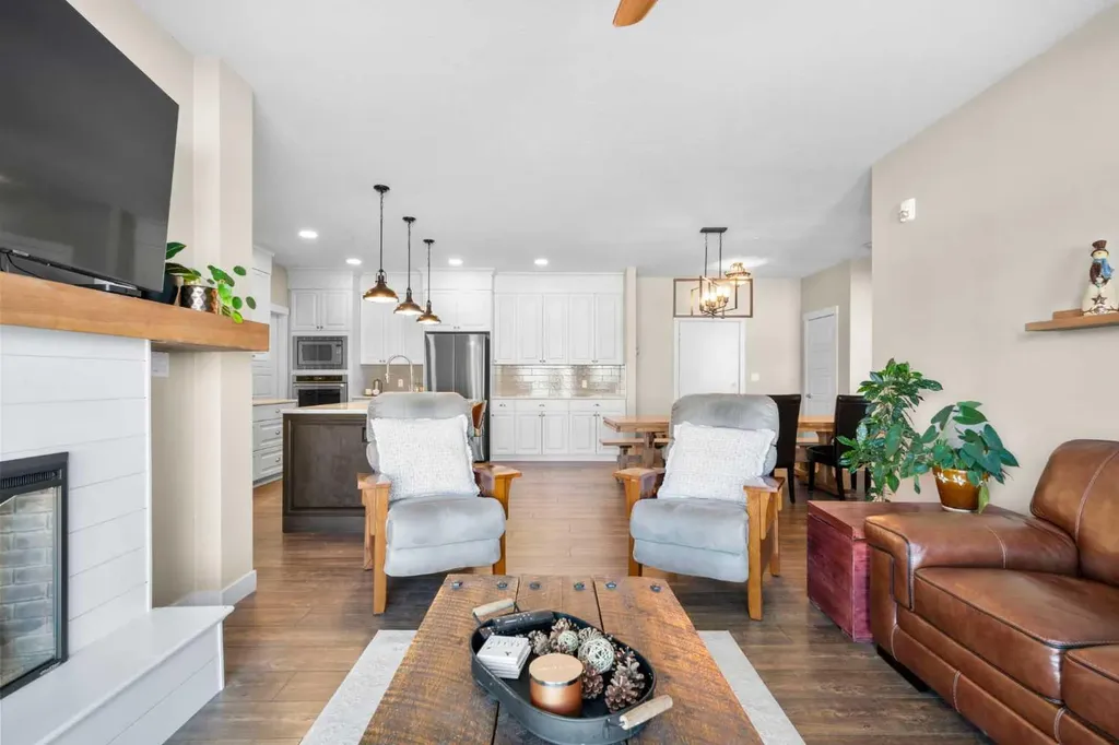 20 Seton Park SE Calgary AB T3M 2V4