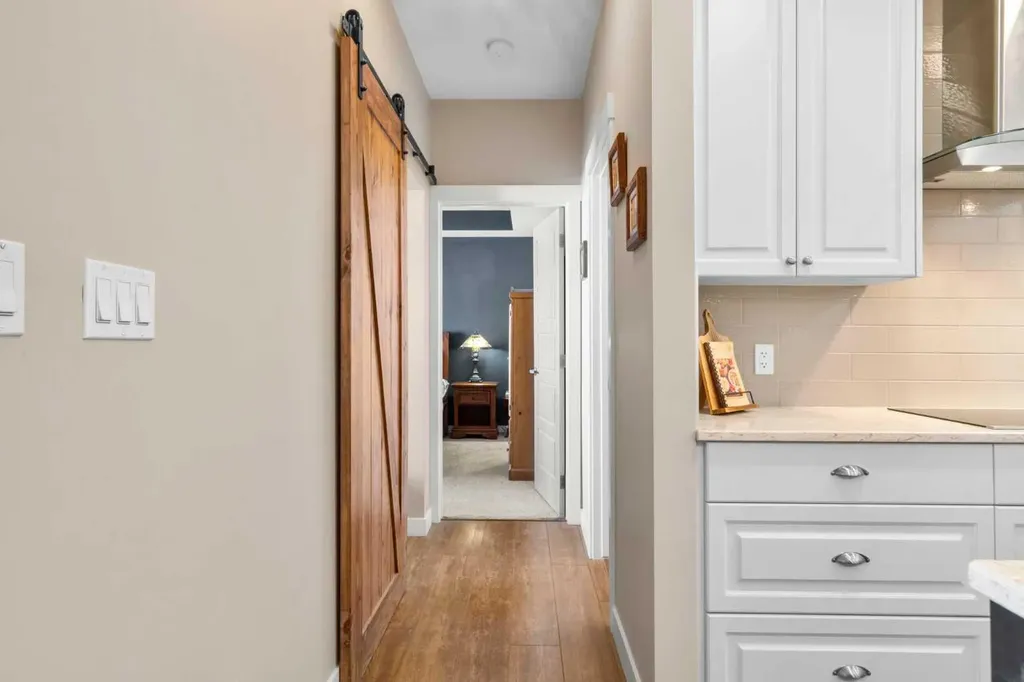 20 Seton Park SE Calgary AB T3M 2V4