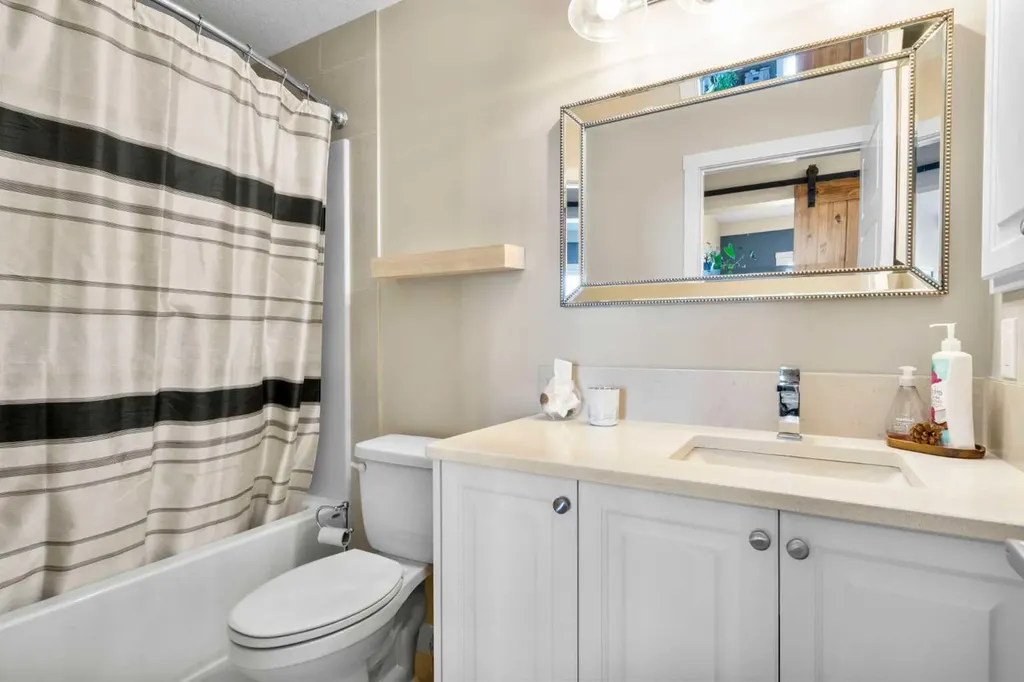 20 Seton Park SE Calgary AB T3M 2V4