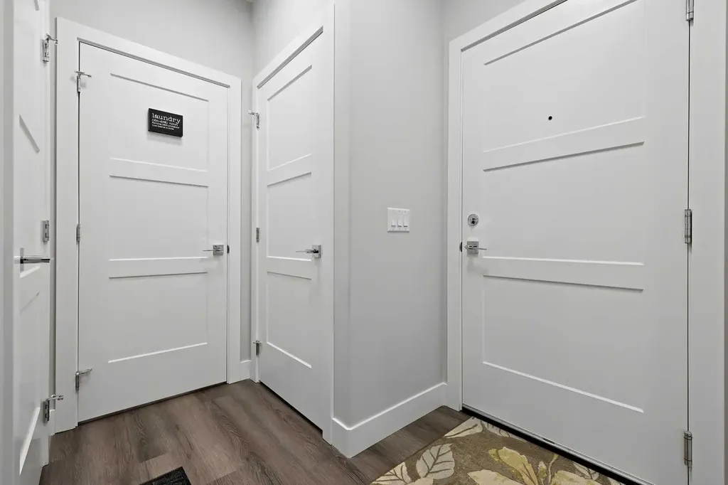 8355 19 Avenue SW Calgary AB T3H 6G3