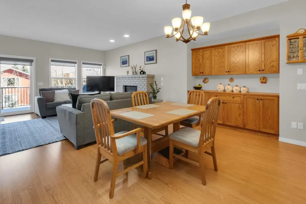 925 Imperial Drive SE Diamond Valley AB T0L 2A0