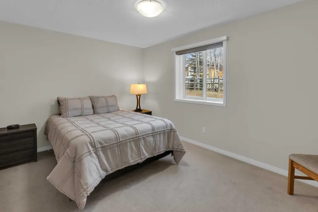 925 Imperial Drive SE Diamond Valley AB T0L 2A0