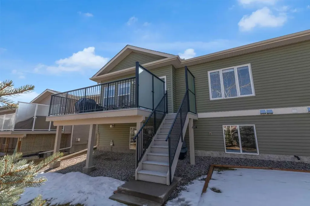 925 Imperial Drive SE Diamond Valley AB T0L 2A0