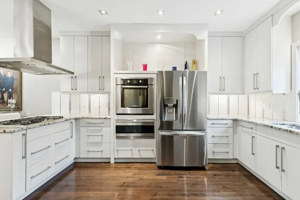 2231 26 Avenue SW Calgary AB T2T 1E9