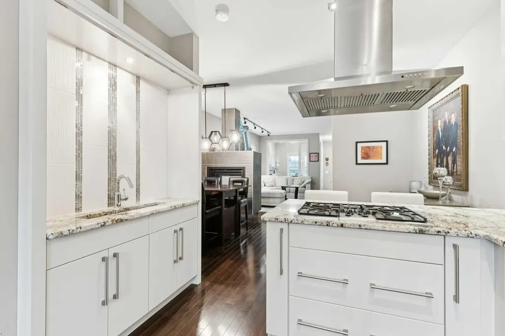 2231 26 Avenue SW Calgary AB T2T 1E9
