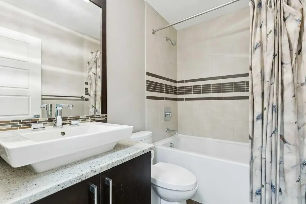 2231 26 Avenue SW Calgary AB T2T 1E9