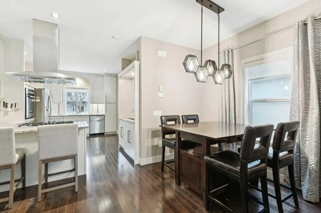 2231 26 Avenue SW Calgary AB T2T 1E9