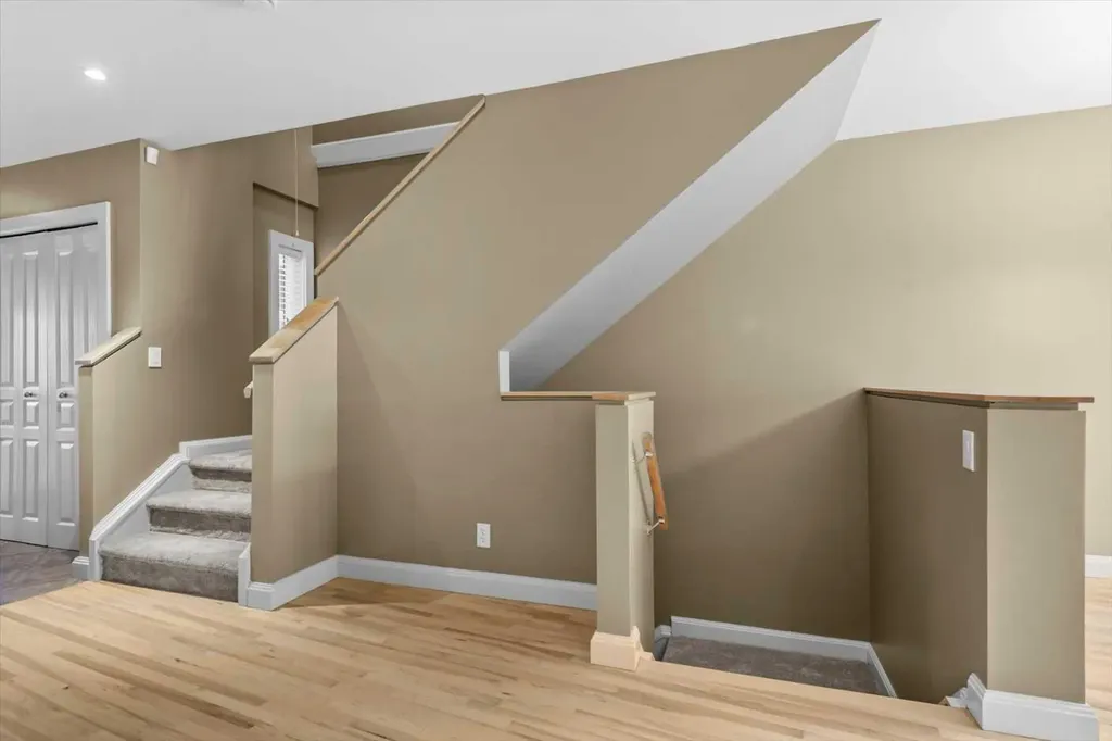 415 28 Avenue NW Calgary AB T2M 2K7