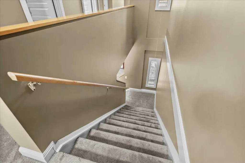 415 28 Avenue NW Calgary AB T2M 2K7