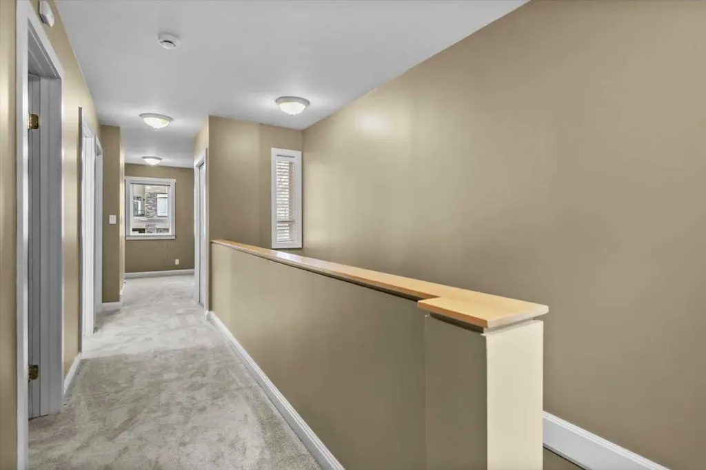 415 28 Avenue NW Calgary AB T2M 2K7