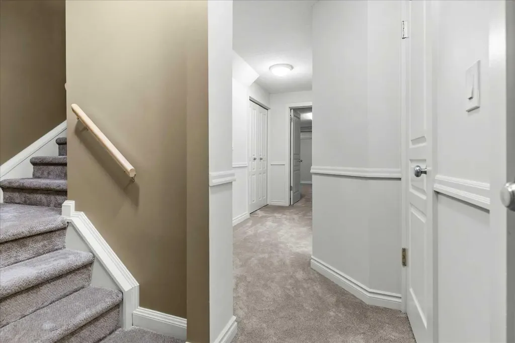 415 28 Avenue NW Calgary AB T2M 2K7