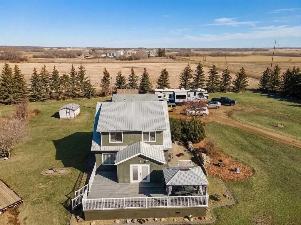 44170 Range Road 140 Rural Flagstaff County AB T0B2L0