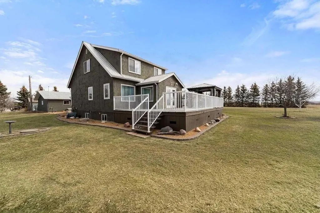 44170 Range Road 140 Rural Flagstaff County AB T0B2L0