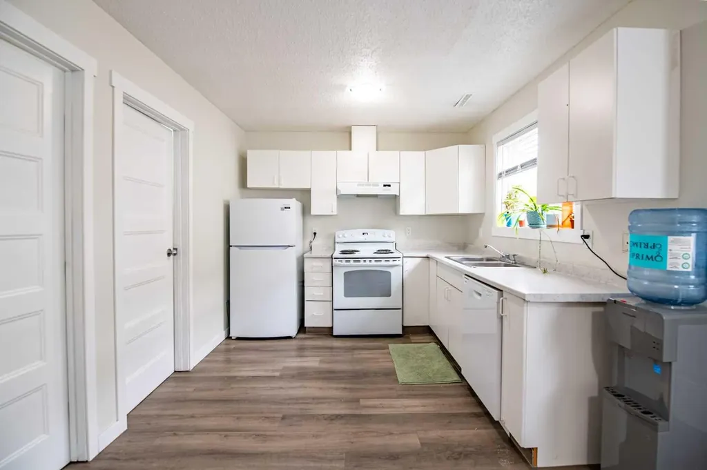 100 Jordan Parkway Red Deer AB T4P 0B6
