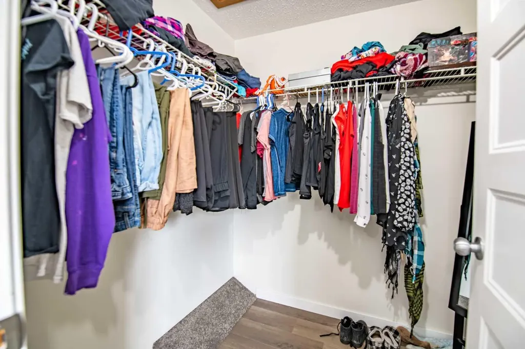 100 Jordan Parkway Red Deer AB T4P 0B6