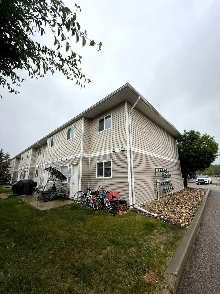 100 Jordan Parkway Red Deer AB T4P 0B6