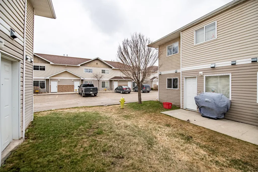 100 Jordan Parkway Red Deer AB T4P 0B6