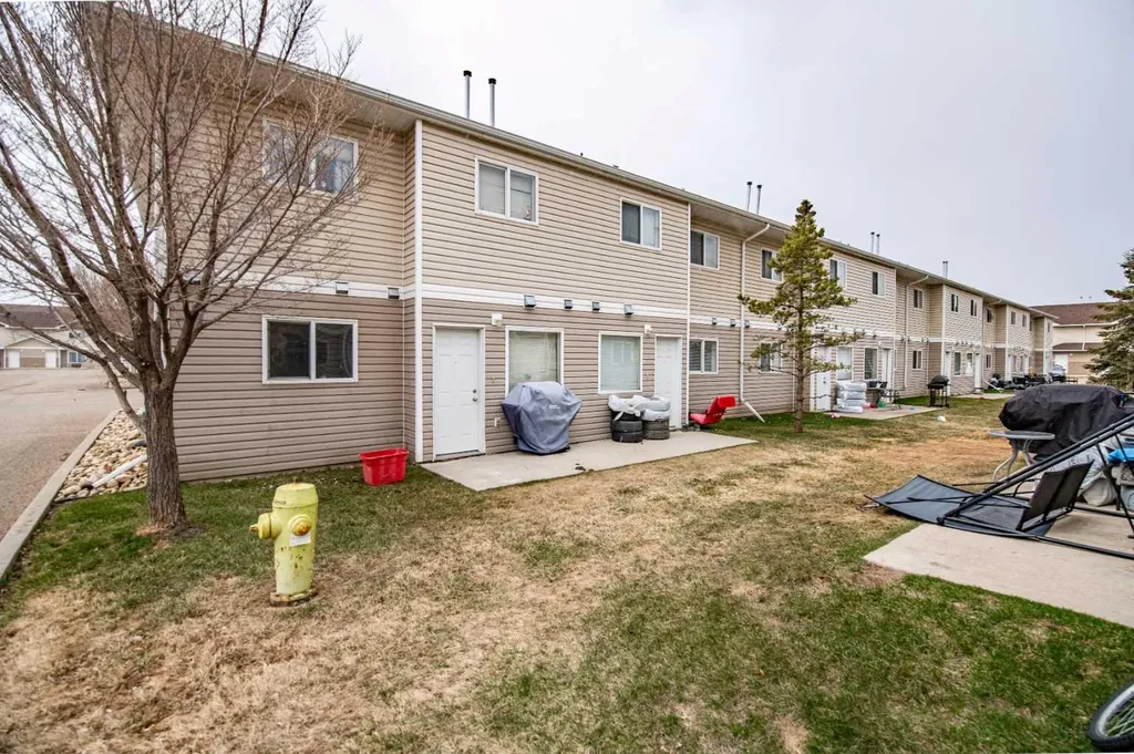 100 Jordan Parkway Red Deer AB T4P 0B6