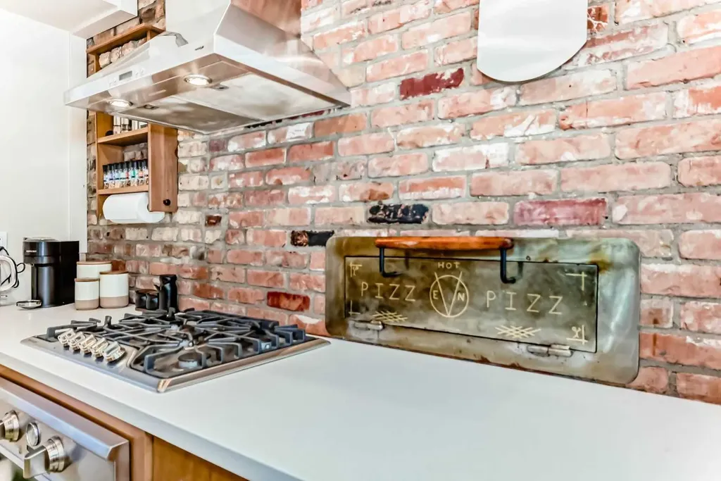 157 Grand Avenue Norglenwold AB T4S 1S5