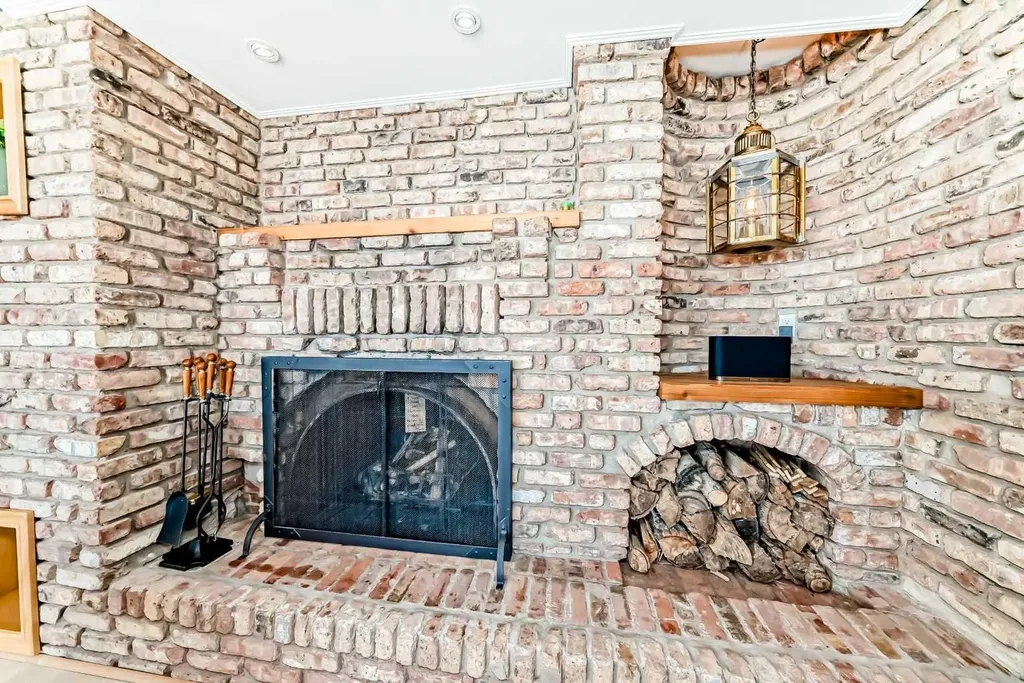 157 Grand Avenue Norglenwold AB T4S 1S5