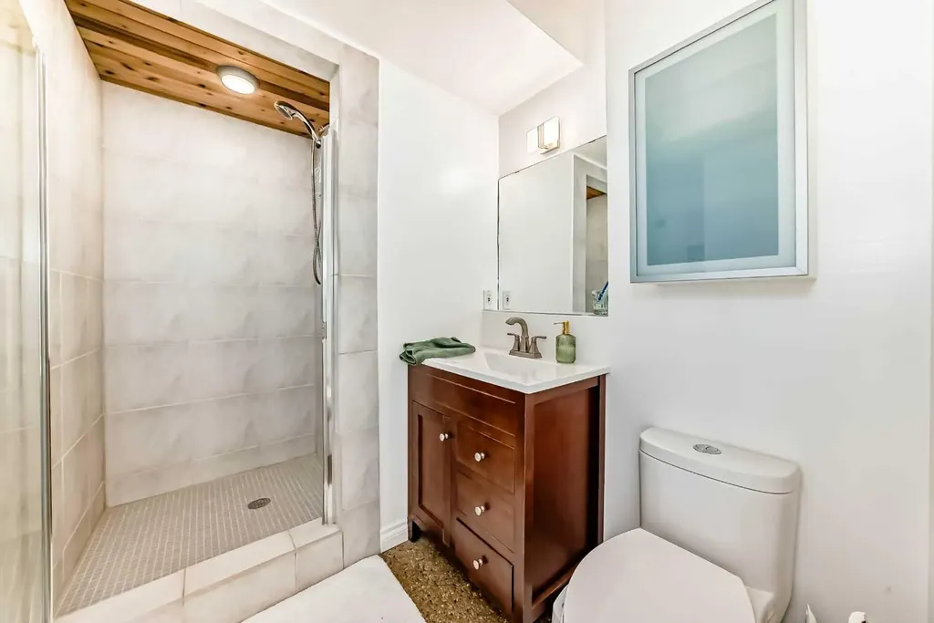 157 Grand Avenue Norglenwold AB T4S 1S5