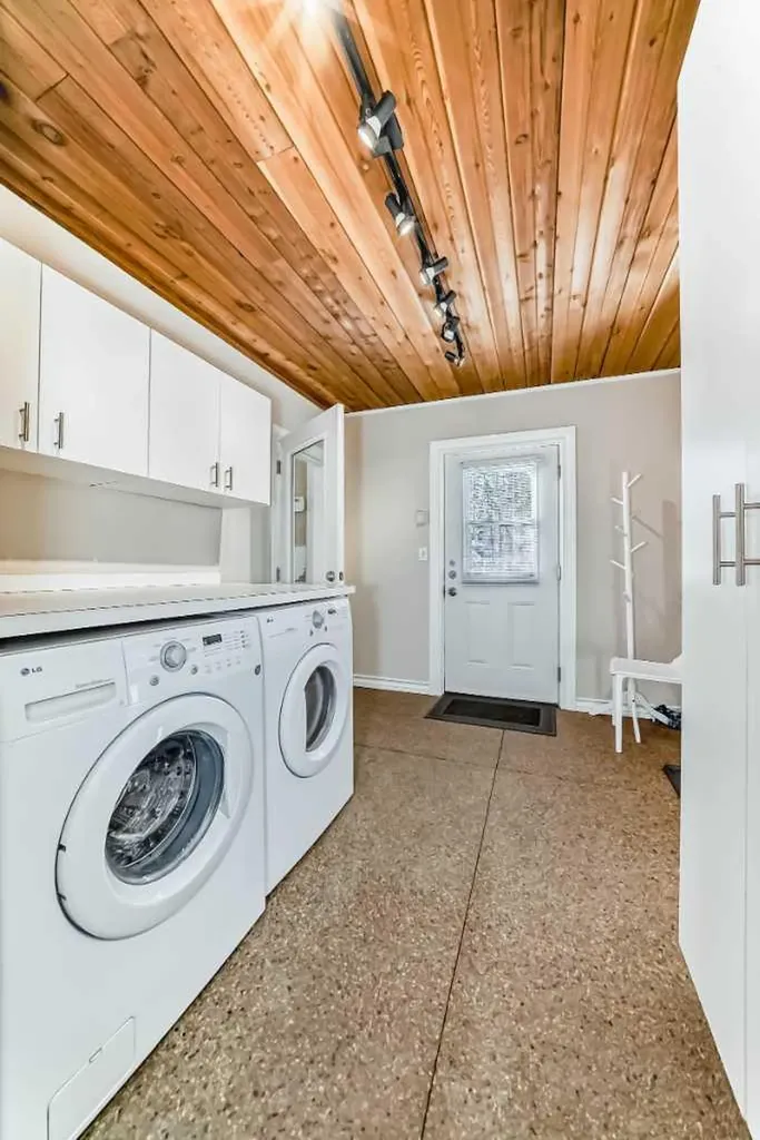 157 Grand Avenue Norglenwold AB T4S 1S5