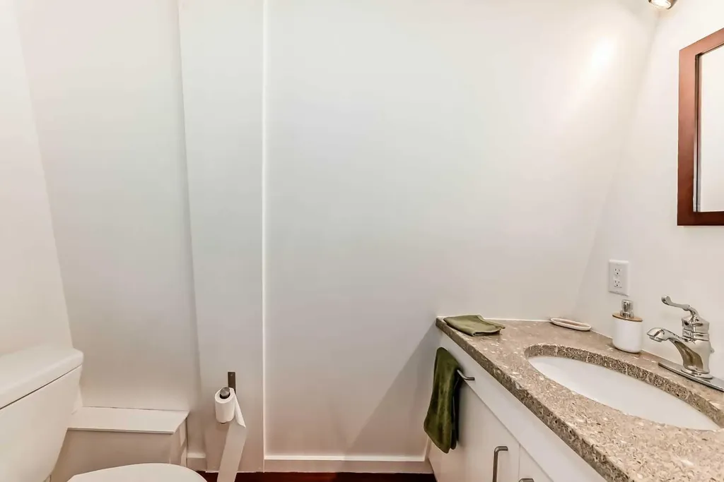 157 Grand Avenue Norglenwold AB T4S 1S5