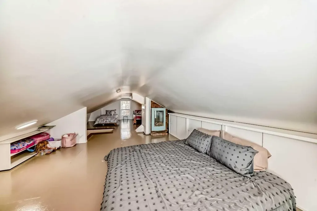 157 Grand Avenue Norglenwold AB T4S 1S5