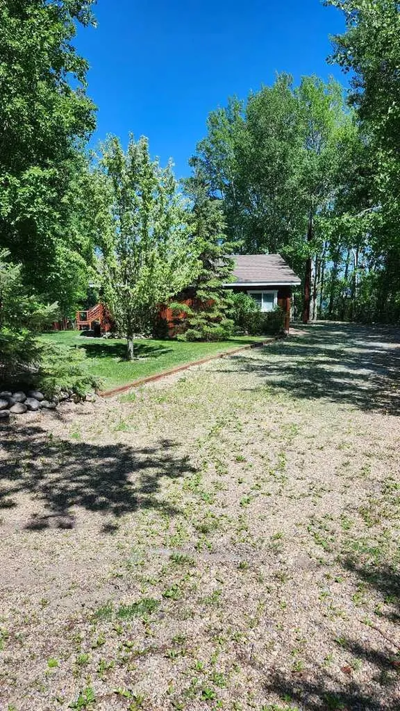 157 Grand Avenue Norglenwold AB T4S 1S5