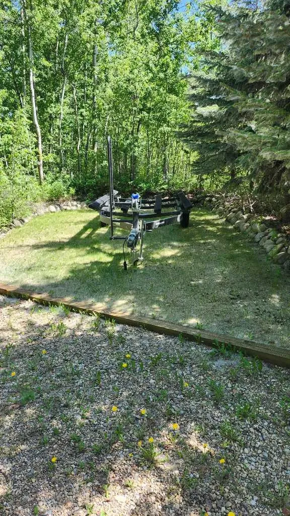 157 Grand Avenue Norglenwold AB T4S 1S5