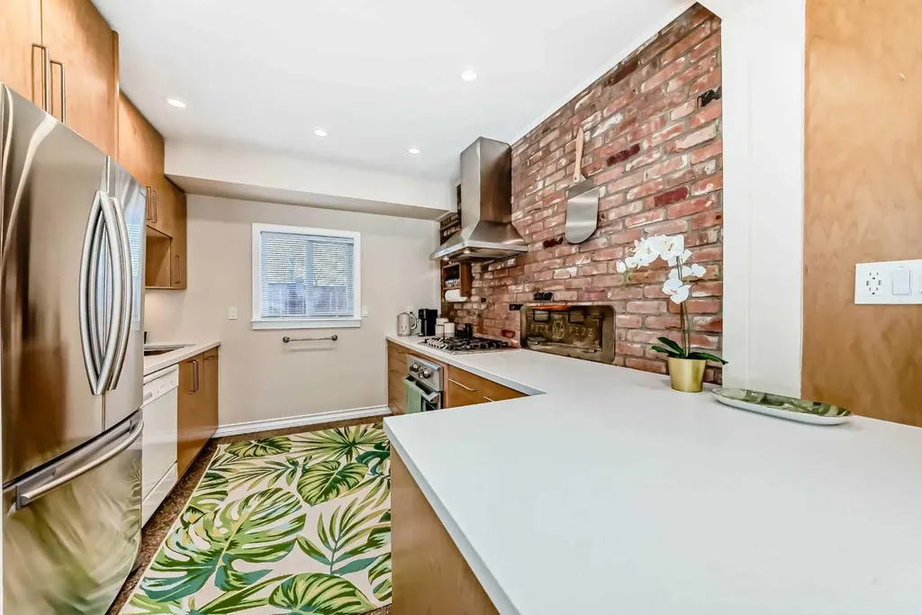 157 Grand Avenue Norglenwold AB T4S 1S5