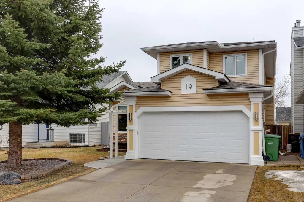 19 Riverstone Crescent SE Calgary AB T2C 4A4