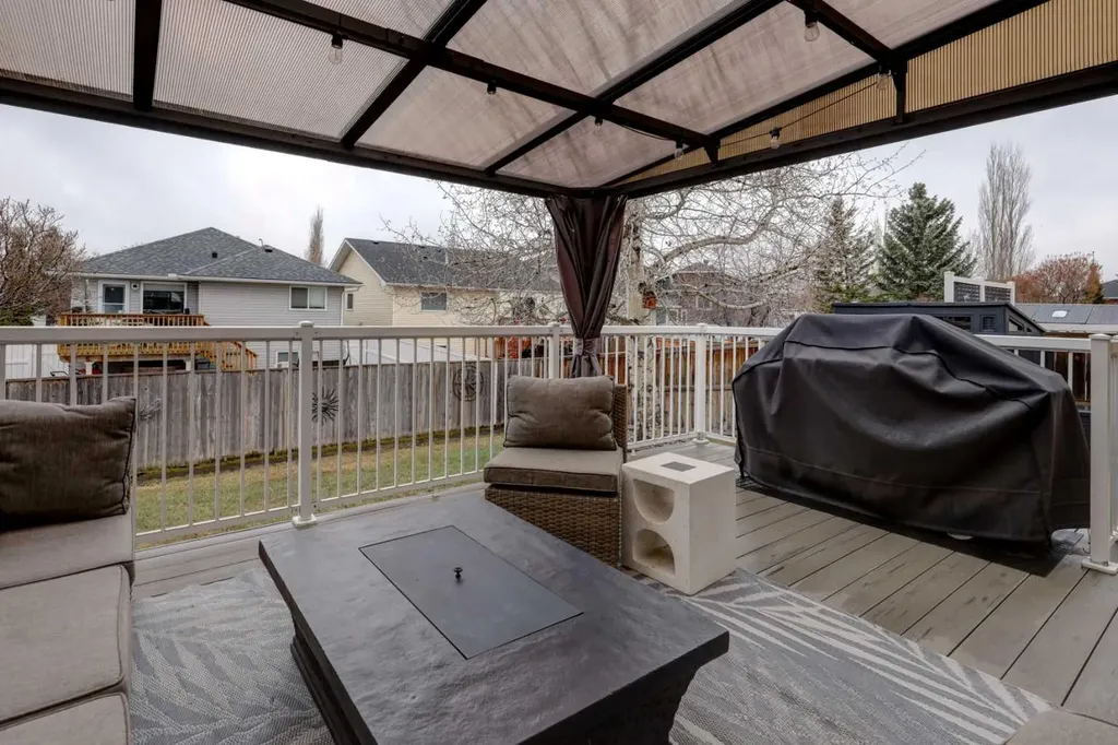 19 Riverstone Crescent SE Calgary AB T2C 4A4