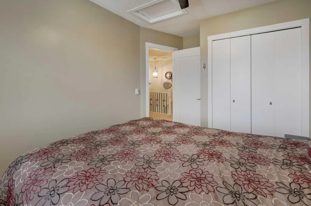 19 Riverstone Crescent SE Calgary AB T2C 4A4
