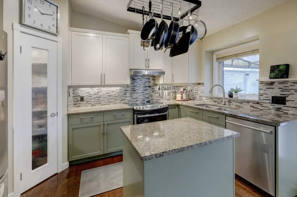 19 Riverstone Crescent SE Calgary AB T2C 4A4