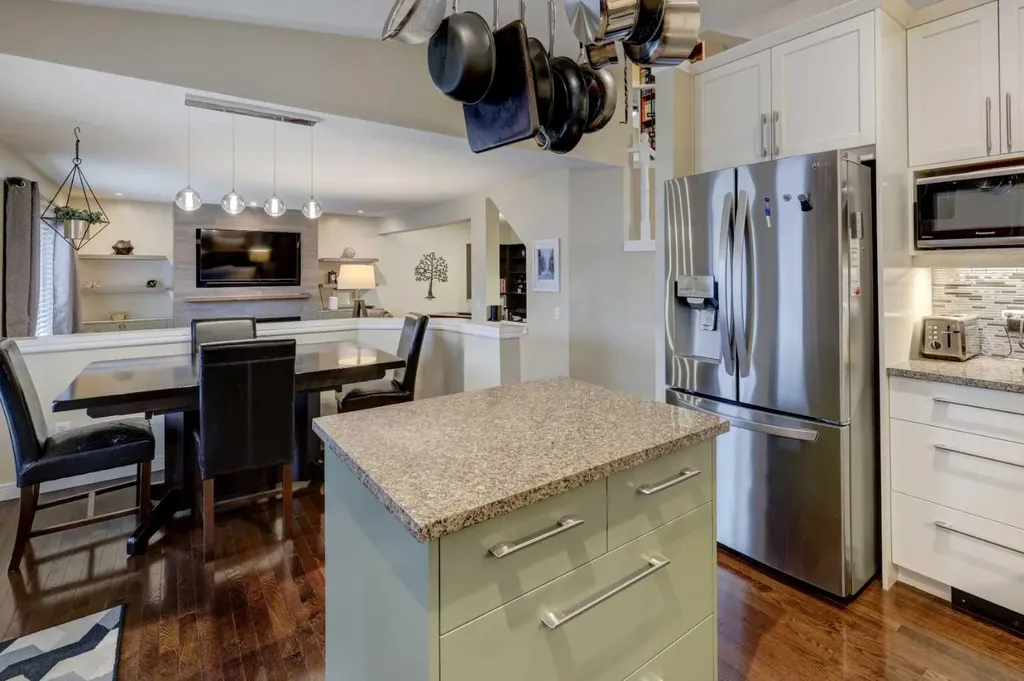 19 Riverstone Crescent SE Calgary AB T2C 4A4