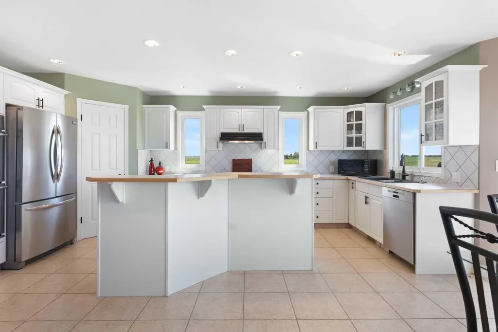 250257 Range Road 271 Rural Rocky View County AB T1Z0T7