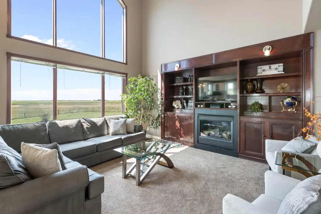 250257 Range Road 271 Rural Rocky View County AB T1Z0T7