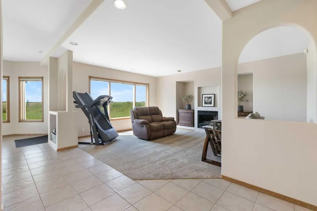 250257 Range Road 271 Rural Rocky View County AB T1Z0T7