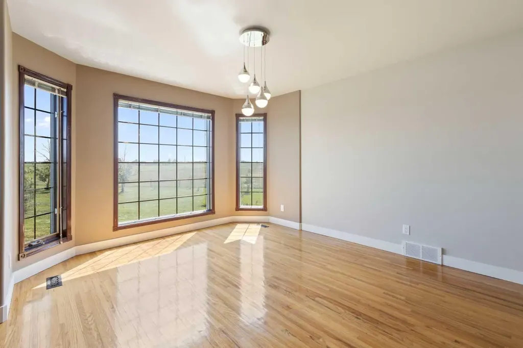 250257 Range Road 271 Rural Rocky View County AB T1Z0T7