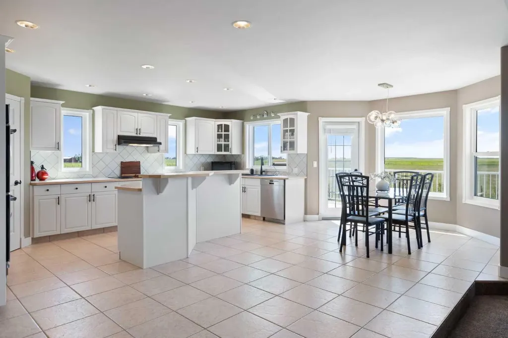 250257 Range Road 271 Rural Rocky View County AB T1Z0T7
