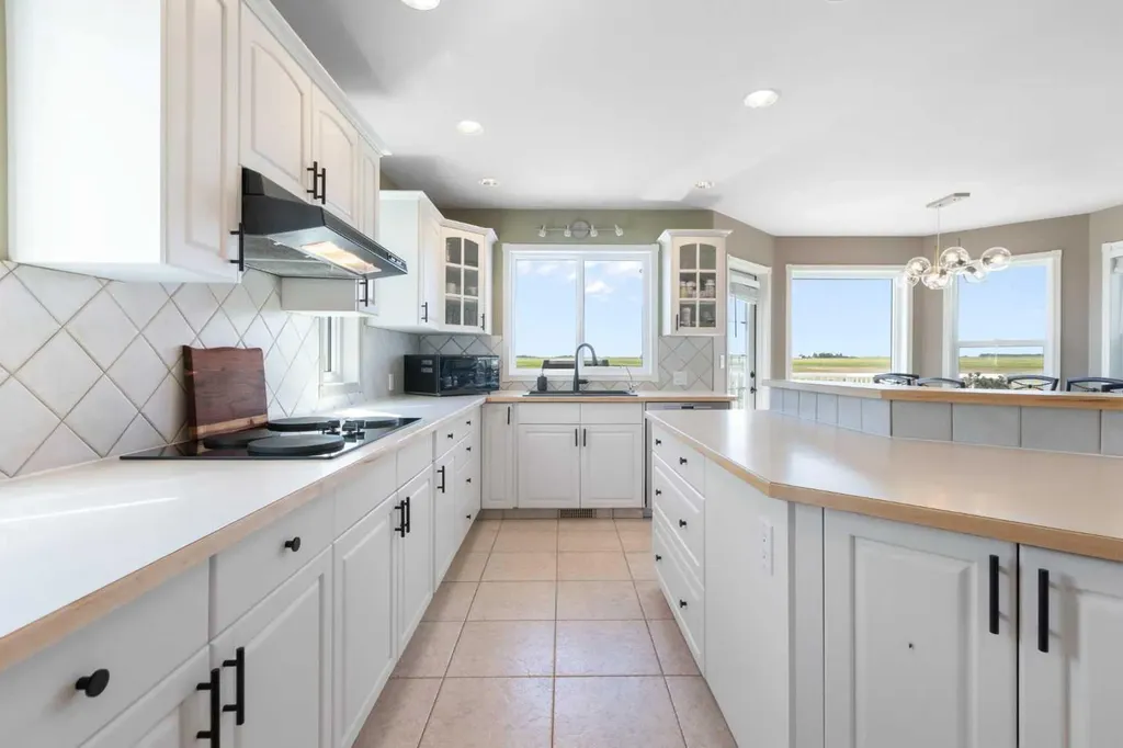 250257 Range Road 271 Rural Rocky View County AB T1Z0T7
