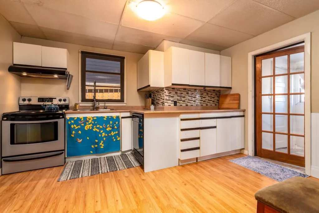 4726 49 Street Lloydminster SK S9V 0L8