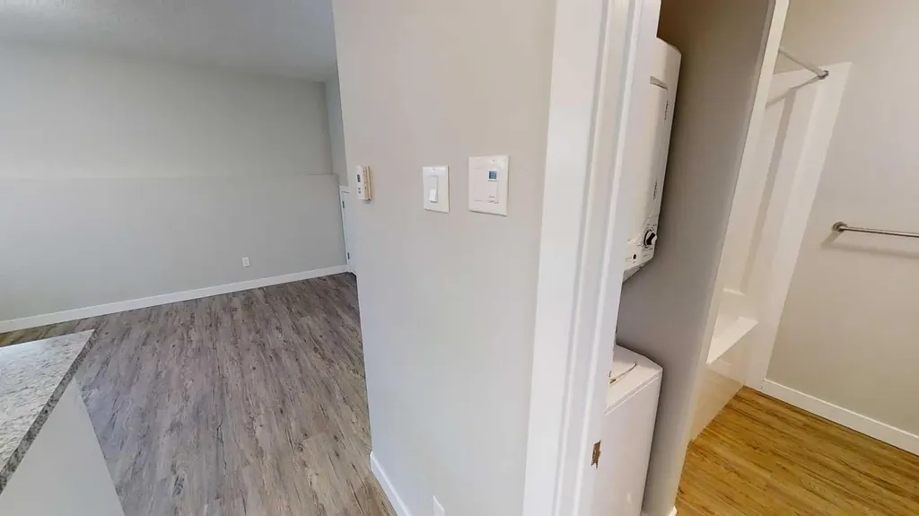 9503 112 Avenue Clairmont AB T8X5C8